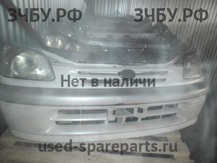 Toyota Raum 1 Бампер передний