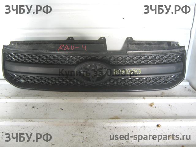 Toyota RAV 4 (2) Решетка радиатора