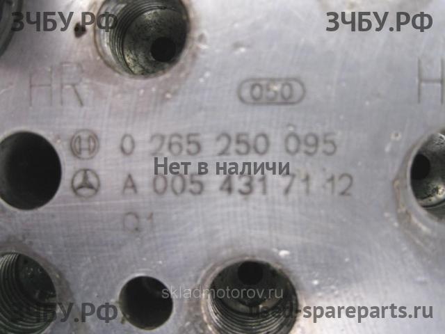 Определить Определить Блок управления AirBag (блок активации SRS)