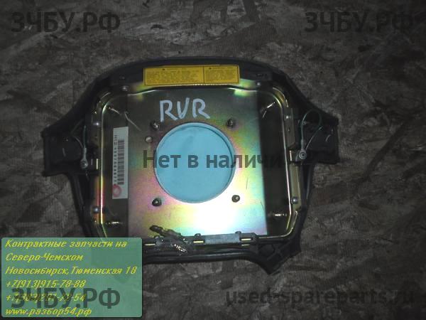 Mitsubishi RVR 1 Накладка звукового сигнала (в руле)
