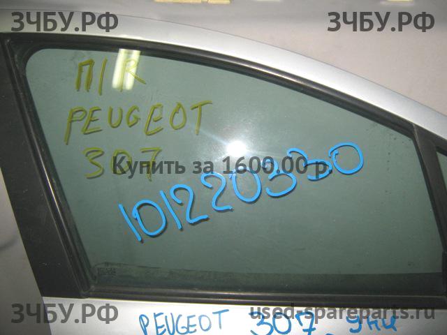 Peugeot 307 Стекло двери передней правой