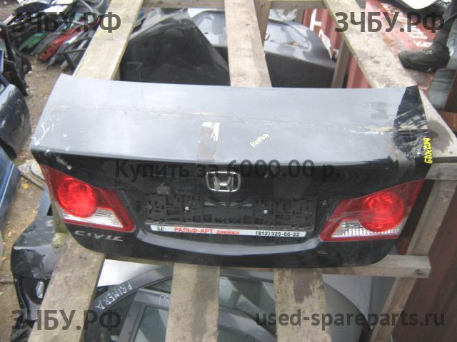 Honda Civic 8 (5D) Крышка багажника
