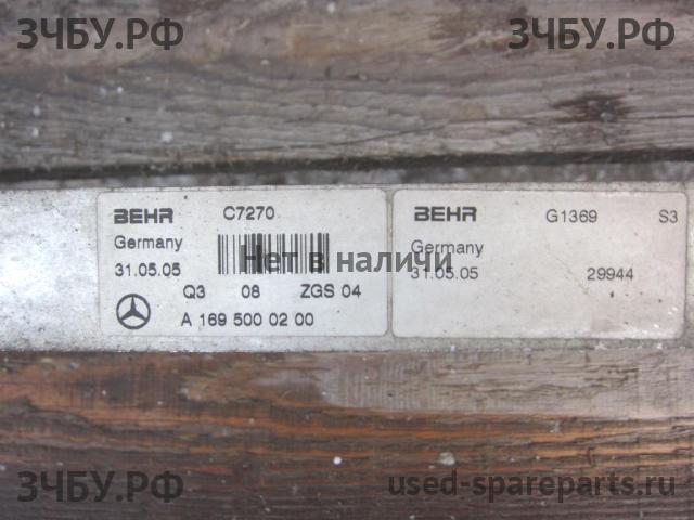 Mercedes W169 A-klasse Радиатор масляный