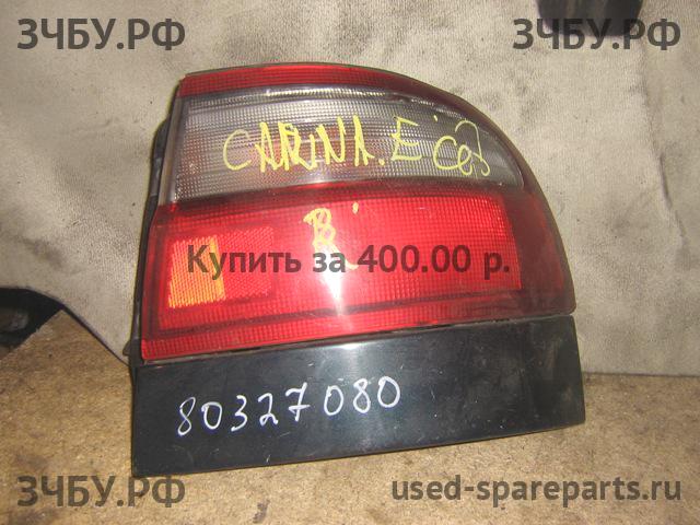 Toyota Carina.E (T190) Фонарь правый