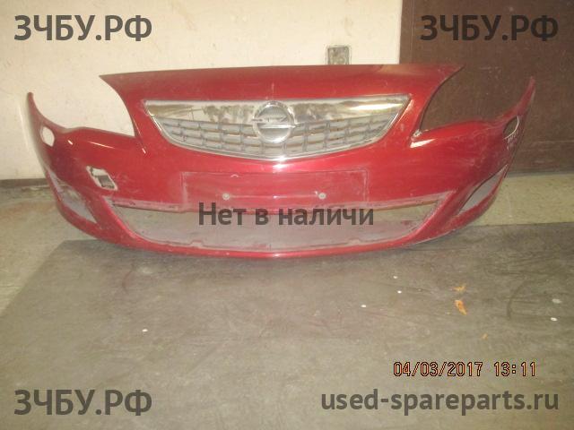 Opel Astra J Бампер передний