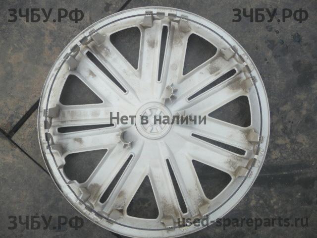 Volkswagen Polo 5 (Sedan) Колпак колеса декоративный