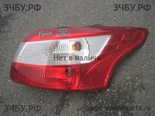 Ford Focus 3 Фонарь правый