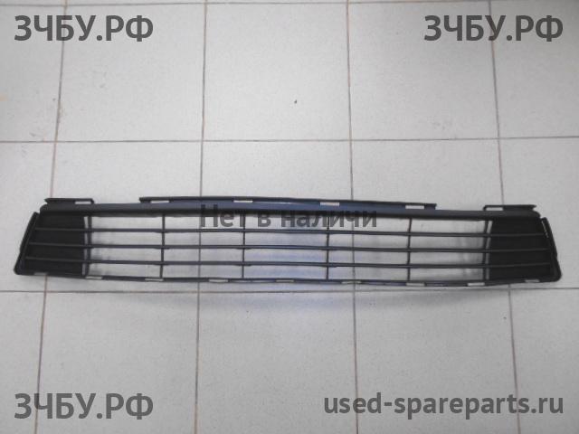 Toyota Corolla (E14 - E15) Решетка в бампер