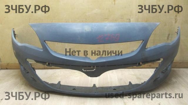 Opel Astra J Бампер передний