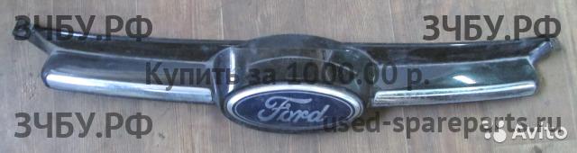 Ford Focus 3 Решетка радиатора