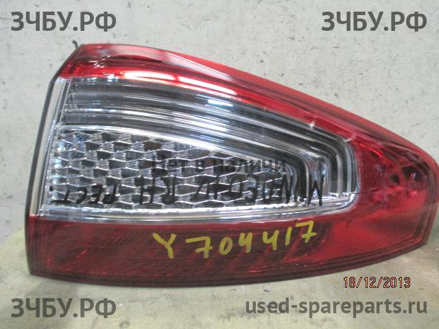 Ford Mondeo 4 Фонарь правый