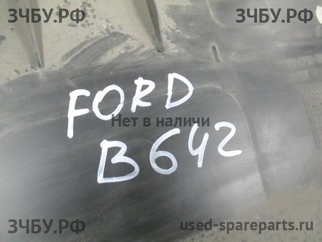 Ford Focus 2 Обшивка двери багажника