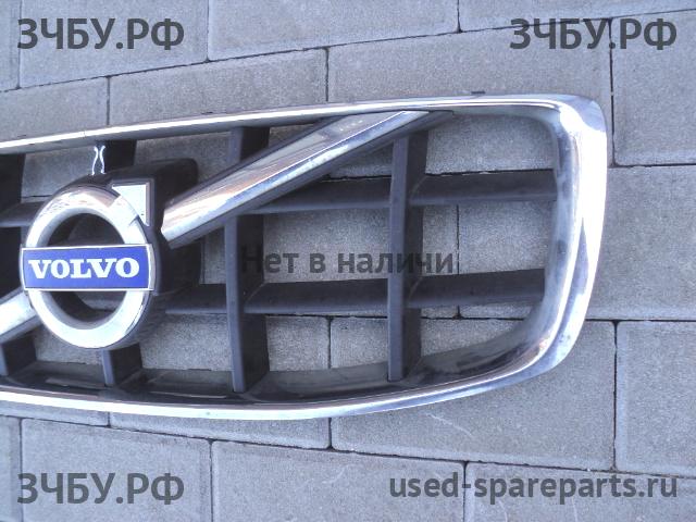 Volvo XC-70 Cross Country (2) Решетка радиатора