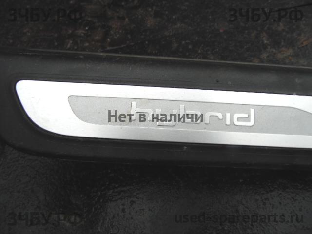 Audi Q5 (1) [8R] Накладка на порог (кузов внутри)