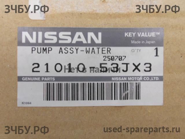 Nissan Primera P10 Насос водяной (помпа)