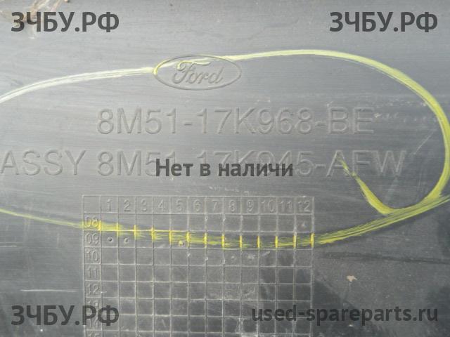 Ford Focus 2 Решетка в бампер