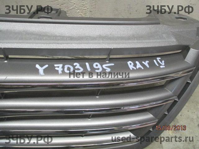 Toyota RAV 4 (3) Решетка радиатора