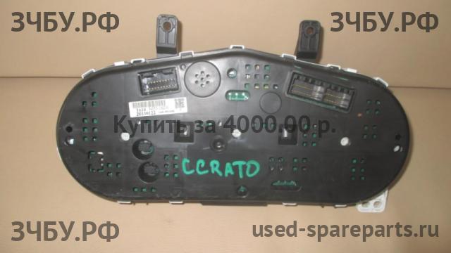 KIA Cerato 2 Панель приборов