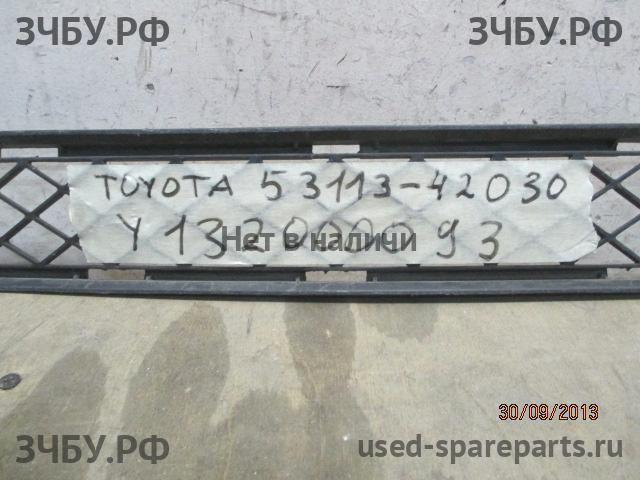 Toyota RAV 4 (3) Решетка в бампер