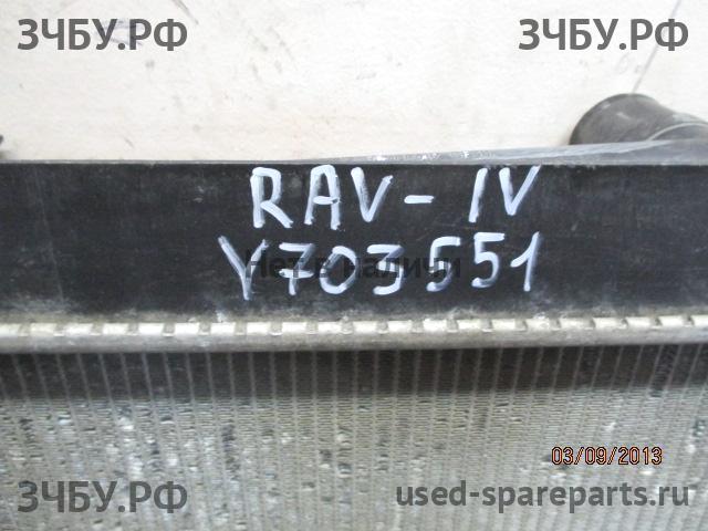 Toyota RAV 4 (3) Радиатор основной (охлаждение ДВС)