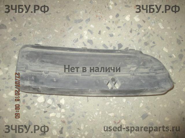 Skoda Octavia 2 (A4) Решетка в бампер