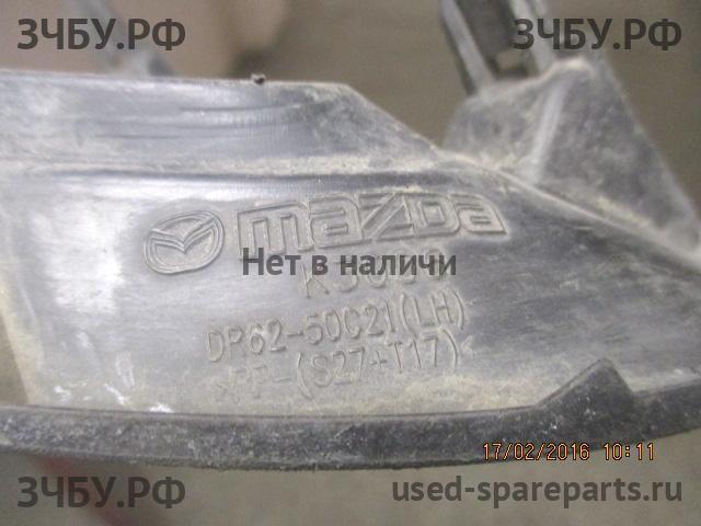 Mazda 2 [DE] Рамка противотуманной фары левой
