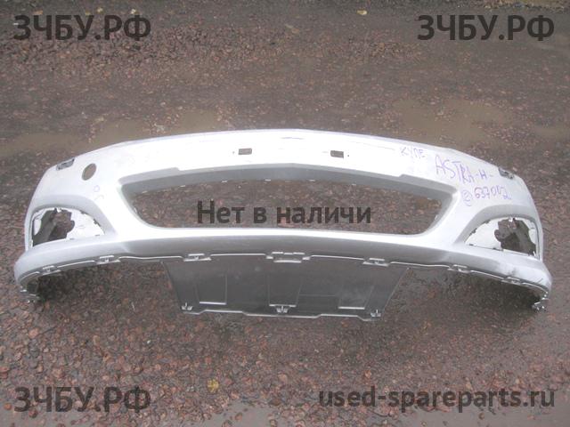 Opel Astra H Бампер передний