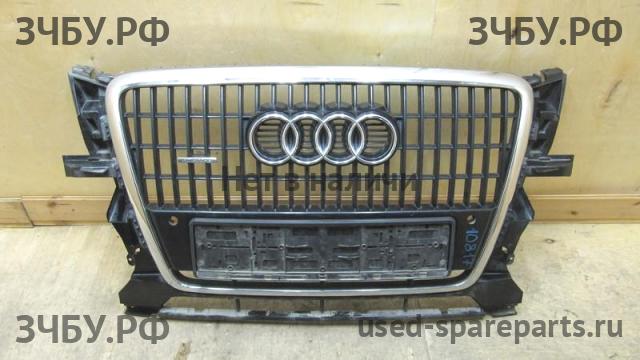 Audi Q5 (1) [8R] Решетка радиатора