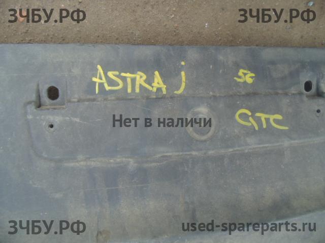 Opel Astra J Накладка заднего бампера