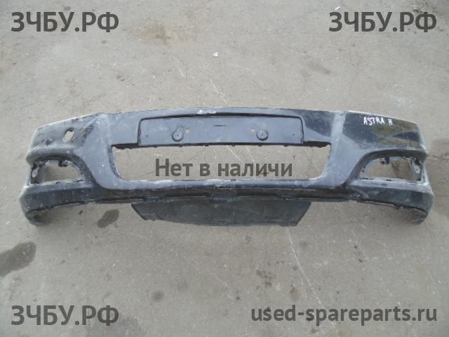 Opel Astra H Бампер передний