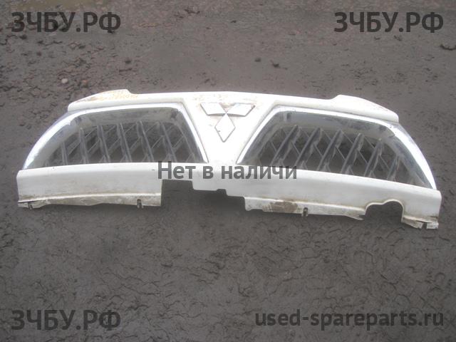 Mitsubishi Pajero/Montero Sport 1 (K9) Решетка радиатора