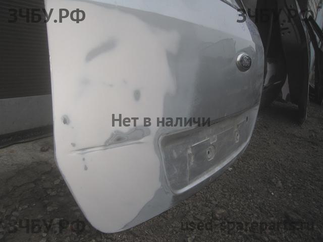 Ford Fusion Дверь багажника