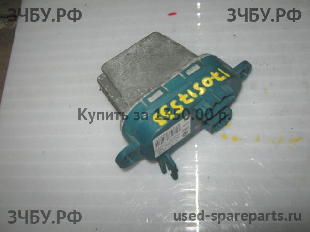 Audi Q7 [4L] Резистор отопителя