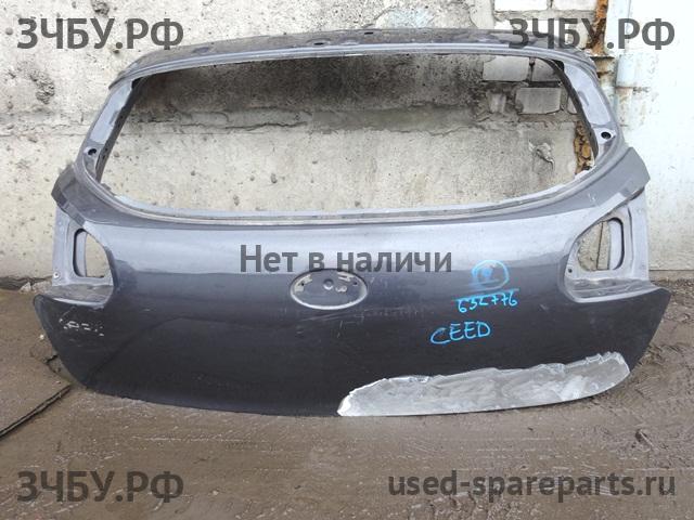 KIA Ceed 2 Дверь багажника