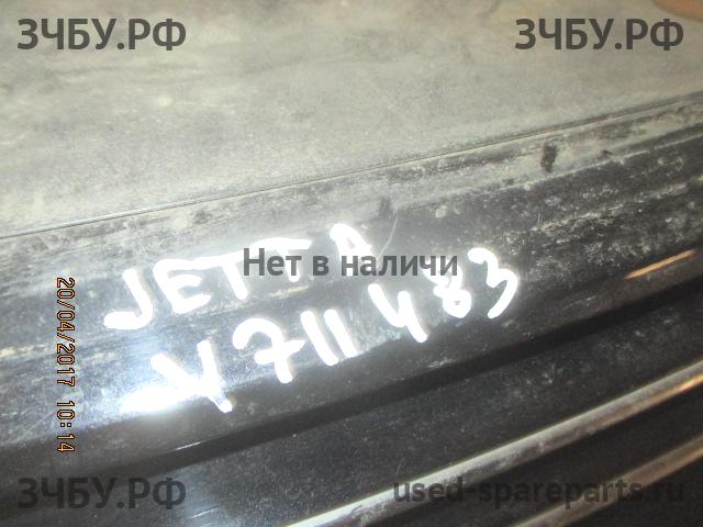 Volkswagen Jetta 6 Решетка радиатора