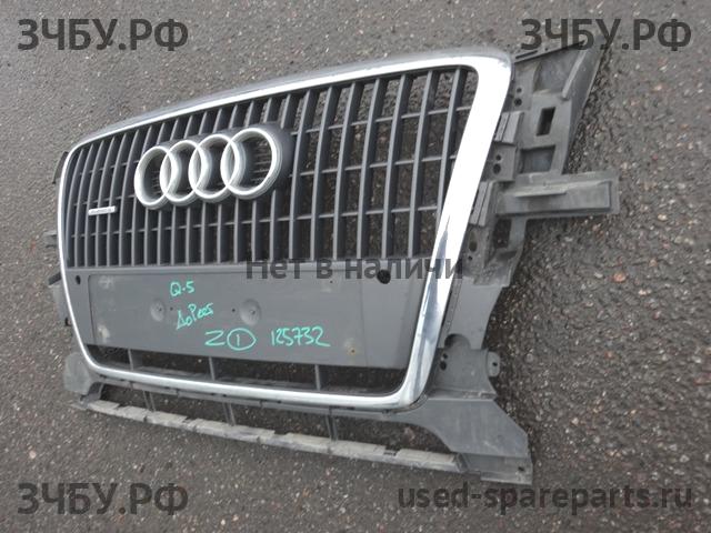 Audi Q5 (1) [8R] Решетка радиатора