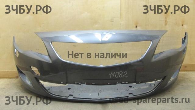 Opel Astra J Бампер передний