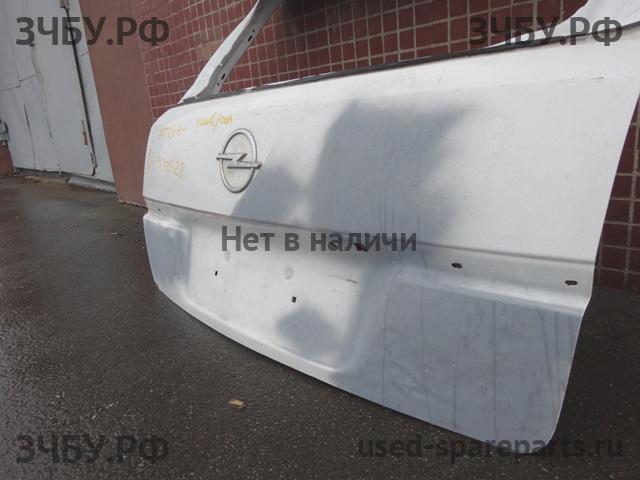 Opel Astra H Дверь багажника