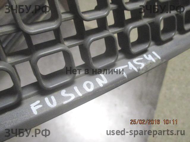 Ford Fusion Решетка радиатора