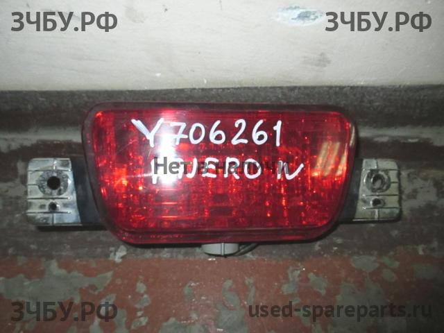 Mitsubishi Pajero/Montero 4 Фонарь задний (стоп сигнал)