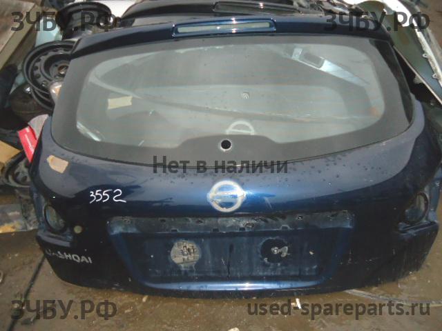 Nissan Qashqai (J10) Стекло заднее