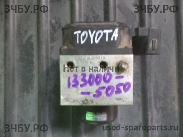 Toyota Mark 2 (JZX100) Блок управления ABS