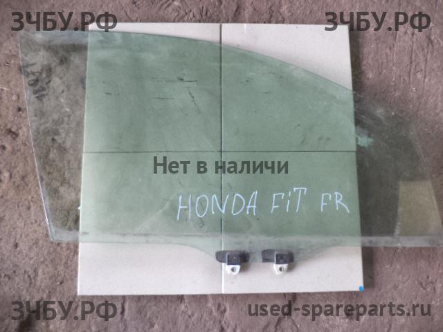 Honda Fit 1 Стекло лобовое (ветровое)