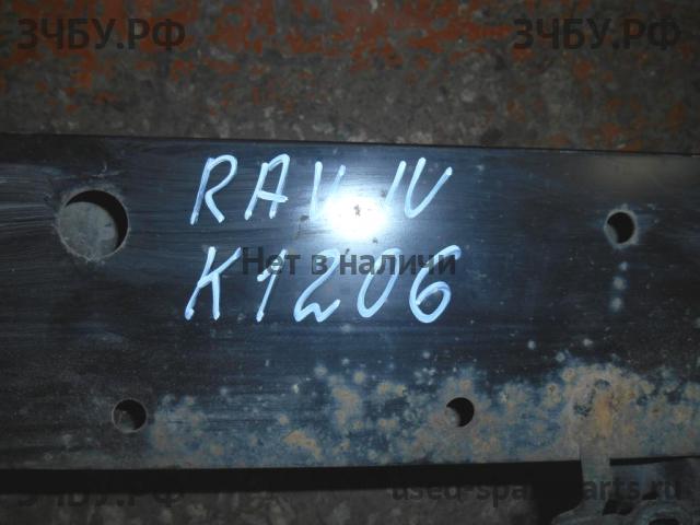 Toyota RAV 4 (3) Усилитель бампера передний