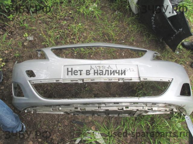 Opel Astra J Бампер передний