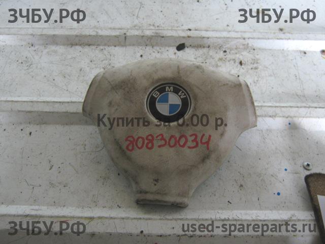 BMW 7-series E32 Накладка звукового сигнала (в руле)