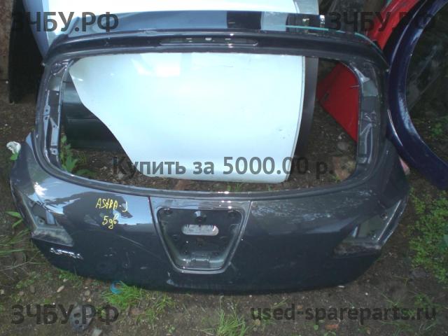 Opel Astra J Дверь багажника