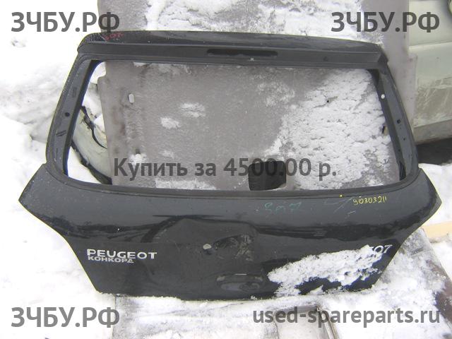 Peugeot 307 Дверь багажника