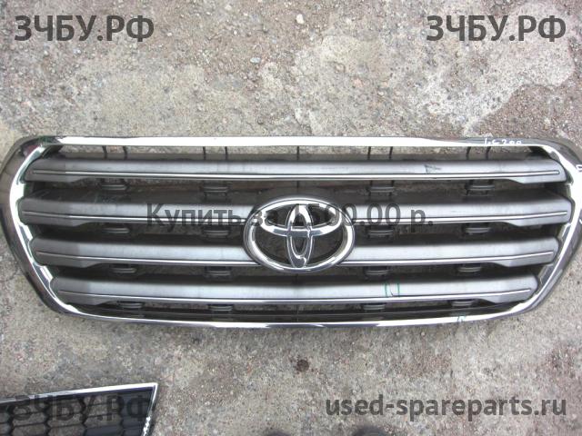 Toyota Land Cruiser 200 Решетка радиатора