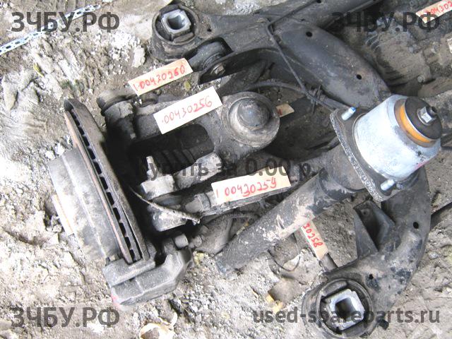 BMW X6 E71 Кулак задний левый